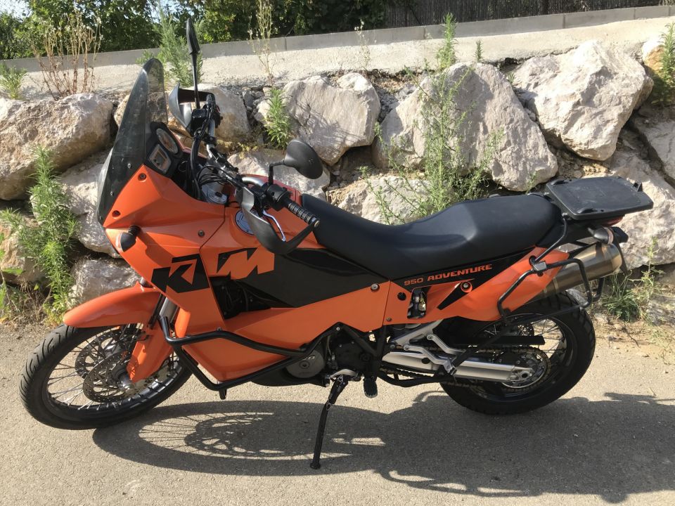 KTM 950 ADVENTURE 4