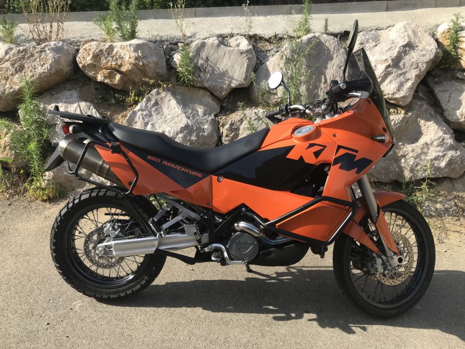 KTM 950 ADVENTURE 4