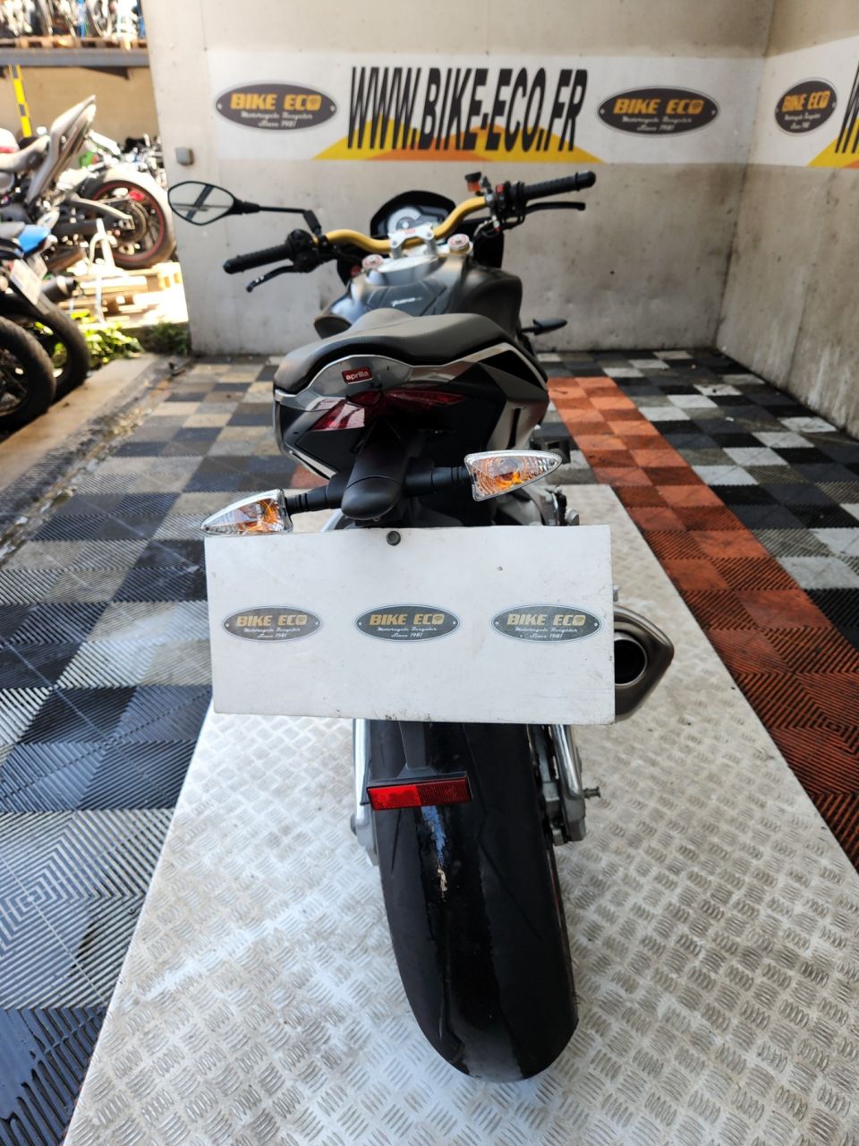 APRILIA TUONO 1000 V4 4