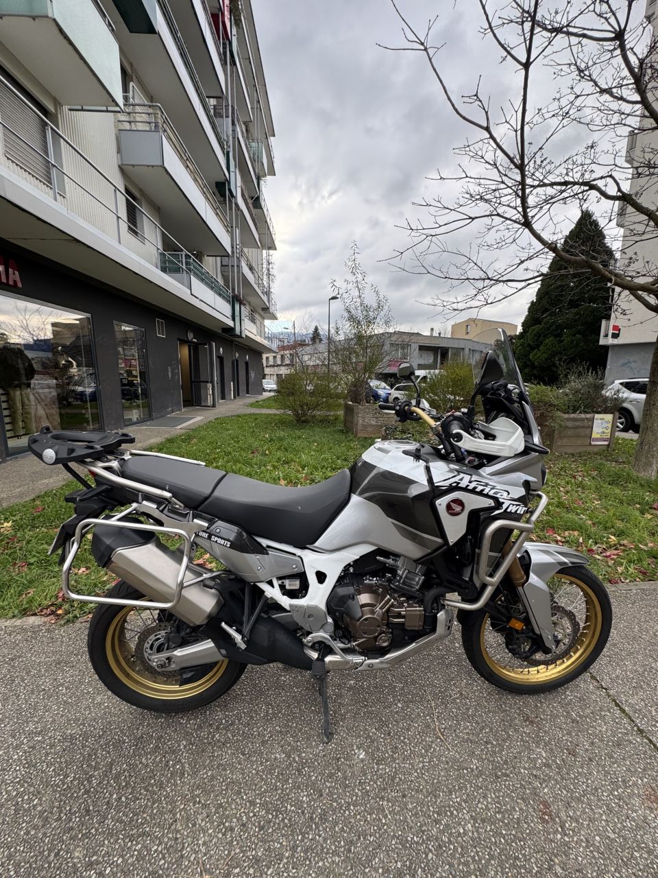 HONDA AFRICA TWIN CRF1000 ADVENTURE SPORT 4