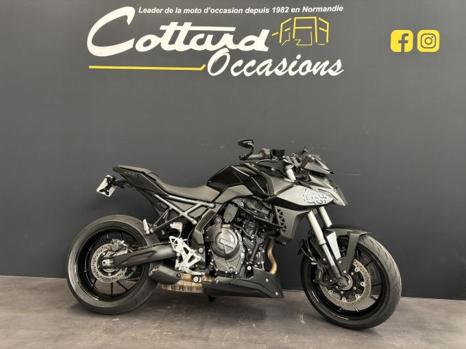SUZUKI GSX-8S A2 4