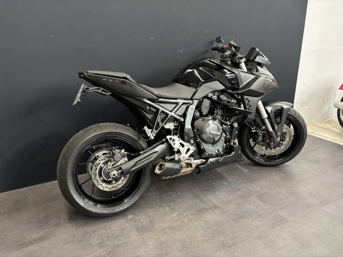 SUZUKI GSX-8S A2 4