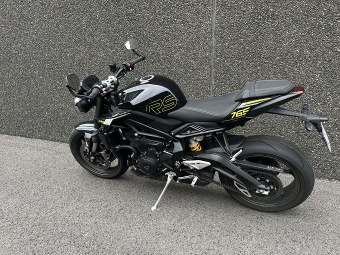 TRIUMPH STREET TRIPLE 765 RS 4