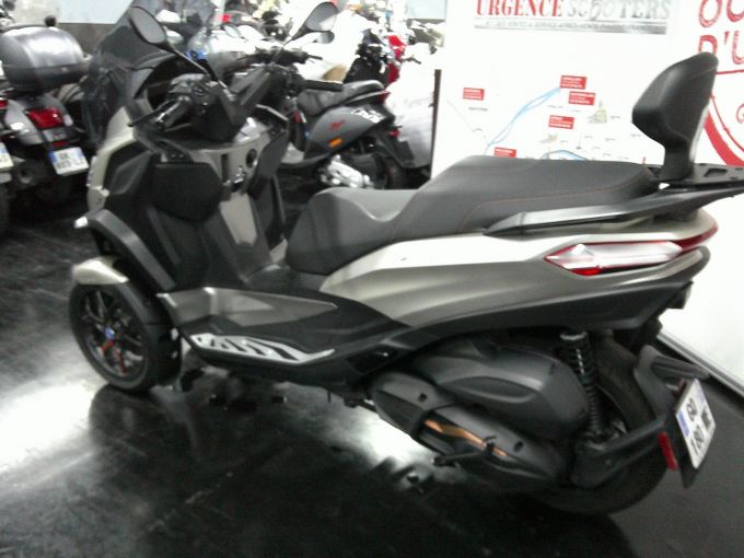 PIAGGIO MP3 530 HPE EXCLUSIVE 4