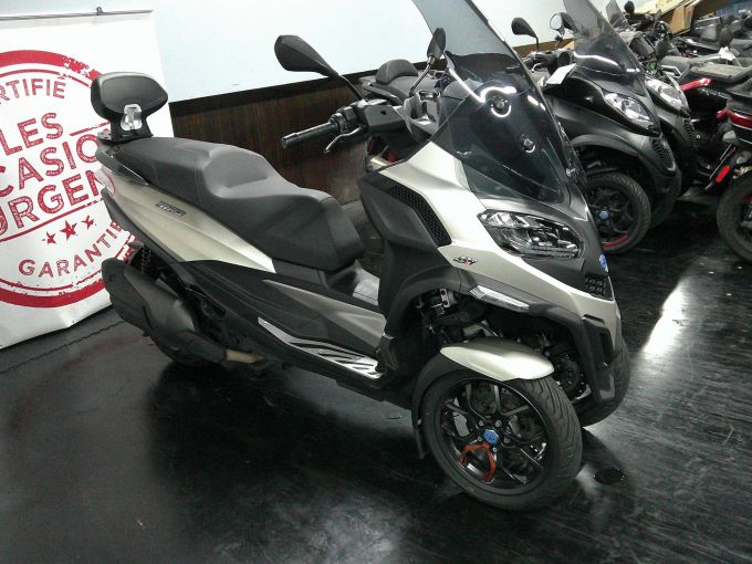 PIAGGIO MP3 530 HPE EXCLUSIVE 4