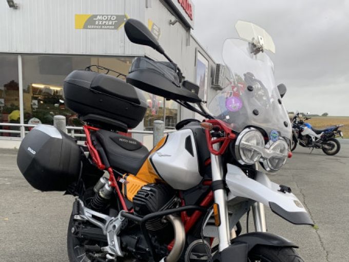 MOTO GUZZI V85 TT 4