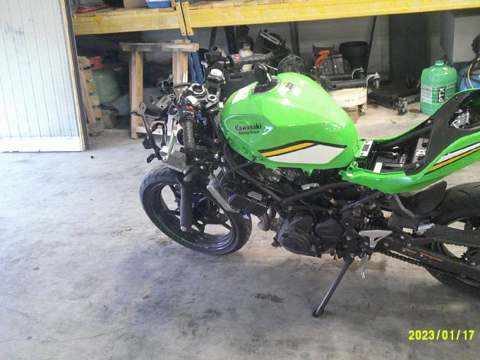 KAWASAKI Ninja 500 4