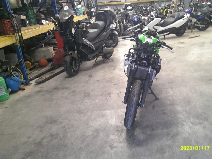KAWASAKI Ninja 500 4