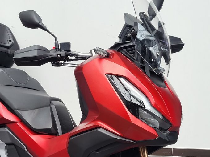 HONDA ADV 350 4