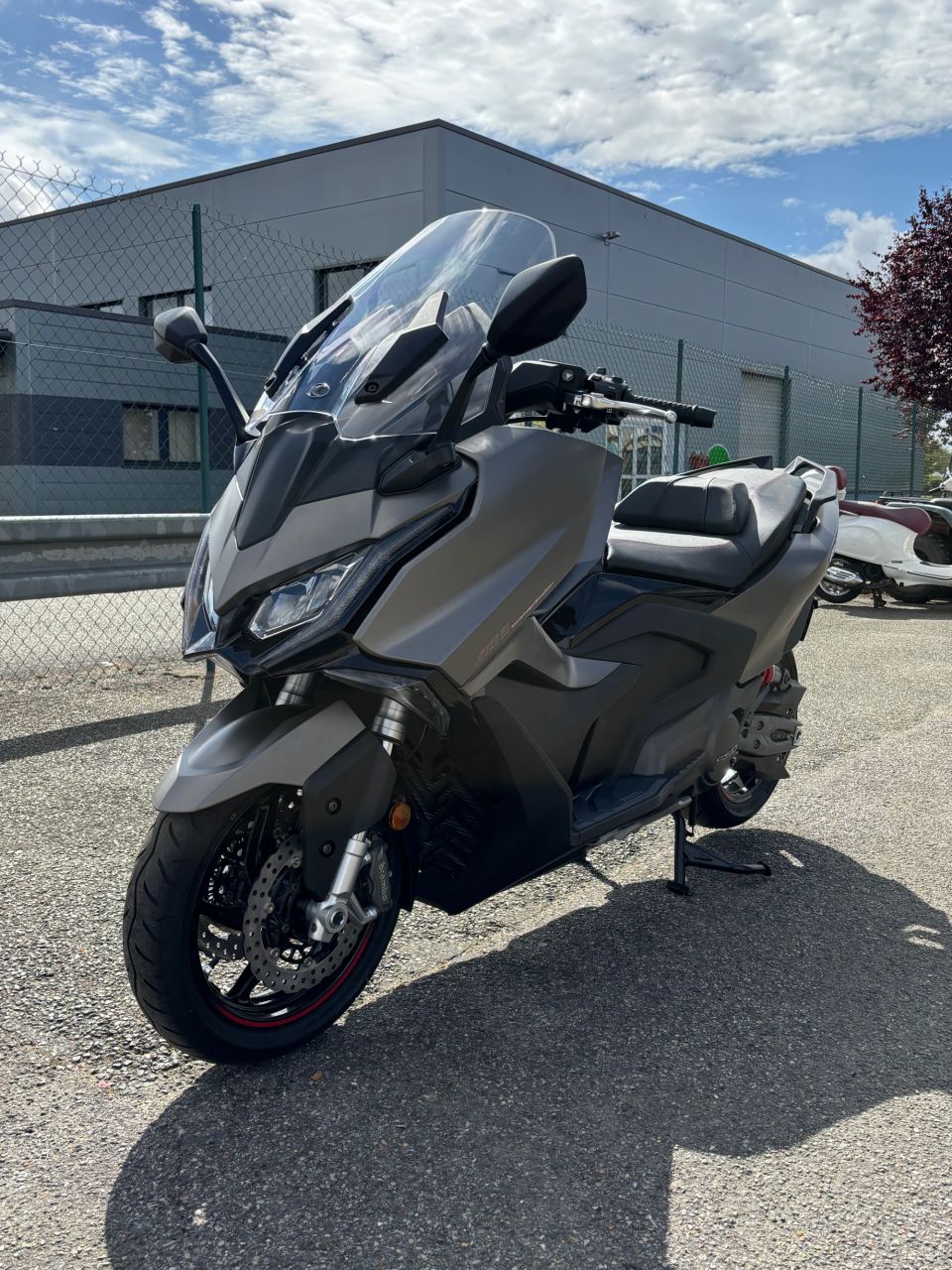 KYMCO AK 550 4