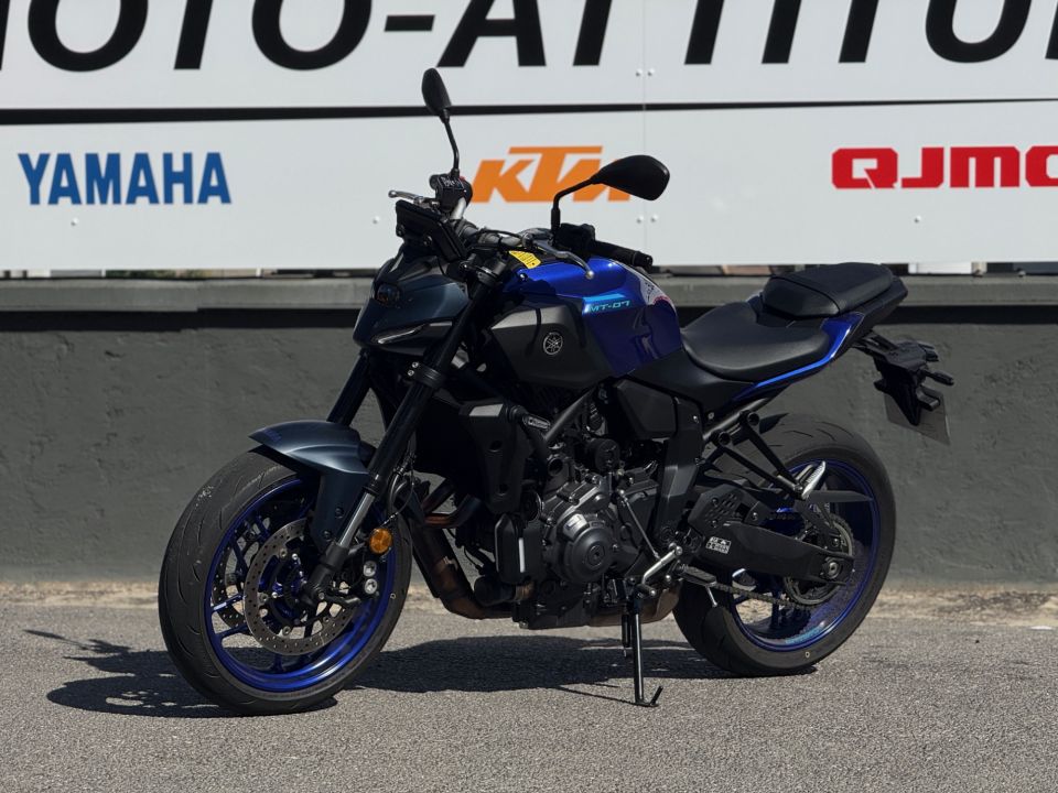 YAMAHA MT-07 (47.5CV) 4