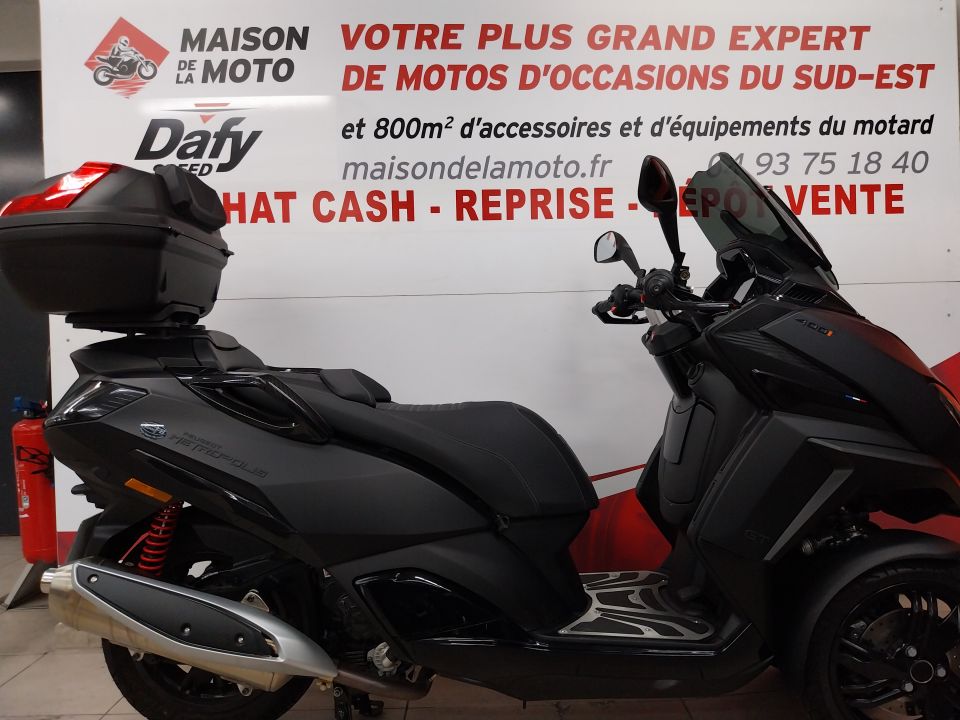 PEUGEOT METROPOLIS BLACK EDITION 4