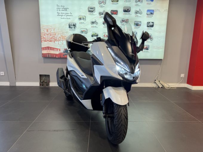 HONDA FORZA 125 ABS 4