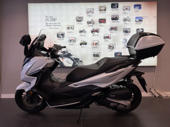 HONDA FORZA 125 ABS 4