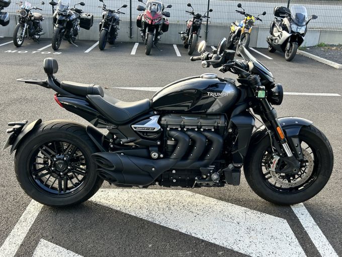 TRIUMPH ROCKET III GT 4