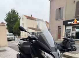 PIAGGIO MP3 300 HPE SPORT ABS ASR - 2024