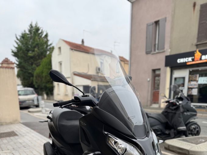 PIAGGIO MP3 300 HPE SPORT ABS ASR 4