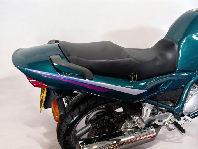 YAMAHA XJ 900 DIVERSION 4
