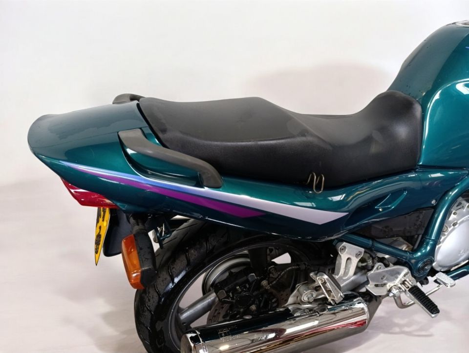 YAMAHA XJ 900 DIVERSION 4