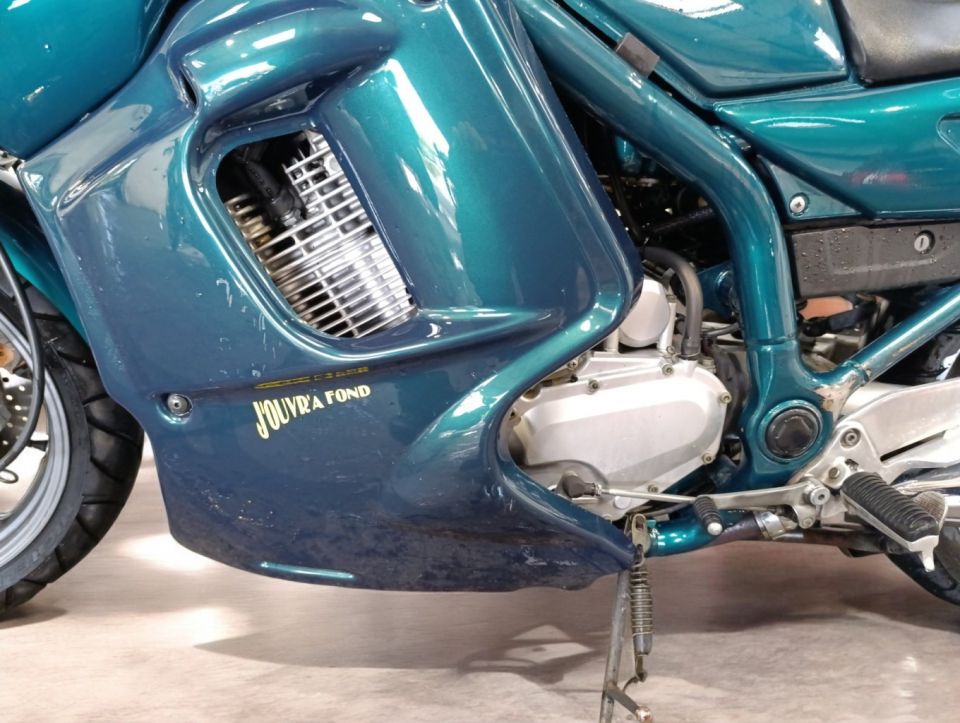 YAMAHA XJ 900 DIVERSION 4