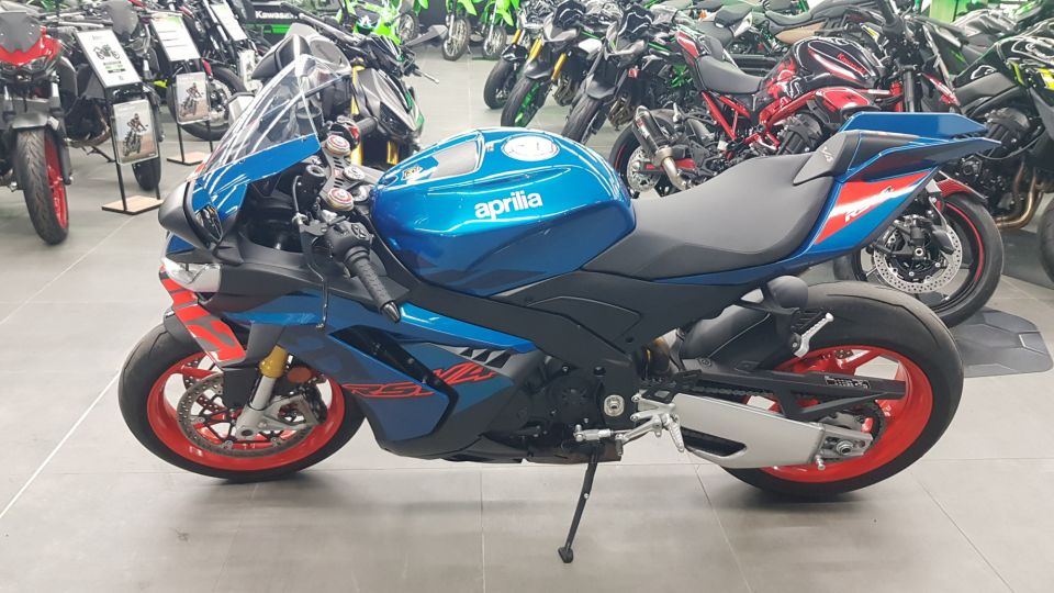 APRILIA RSV4 1000 4