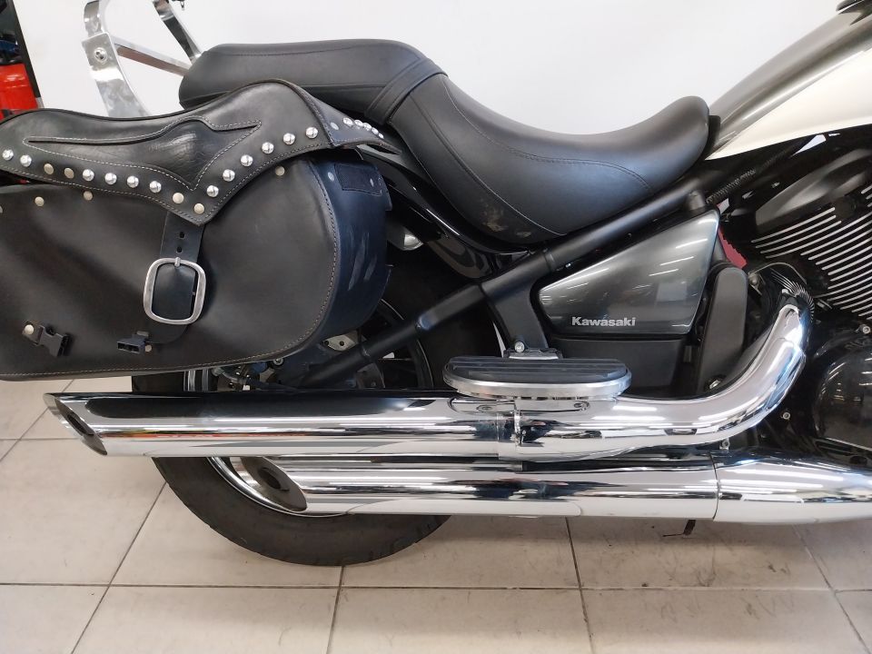 KAWASAKI VN 900 CLASSIC 4