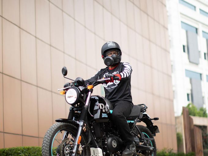 ROYAL ENFIELD SCRAM 411 4