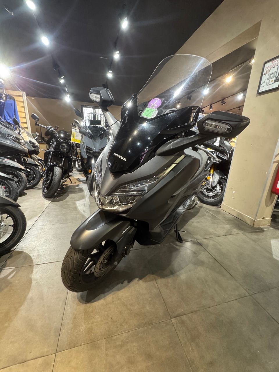 HONDA NSS FORZA 125 4