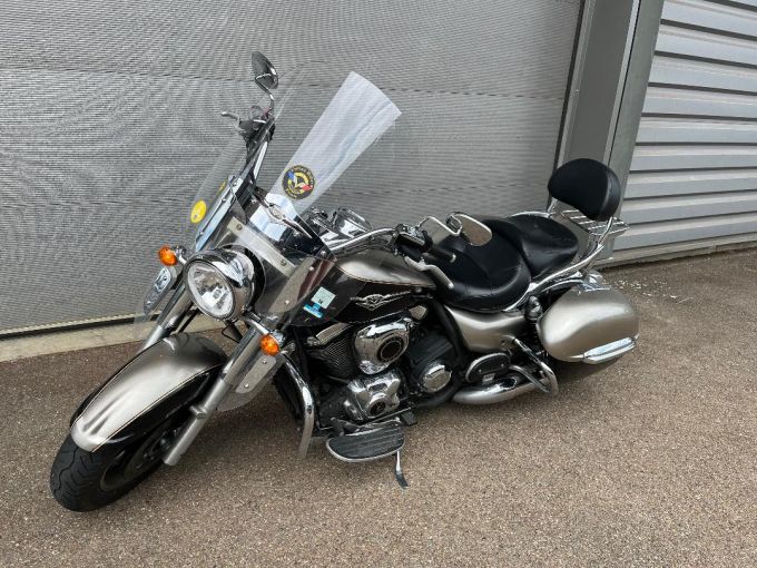 KAWASAKI VN 1700 NOMAD 4