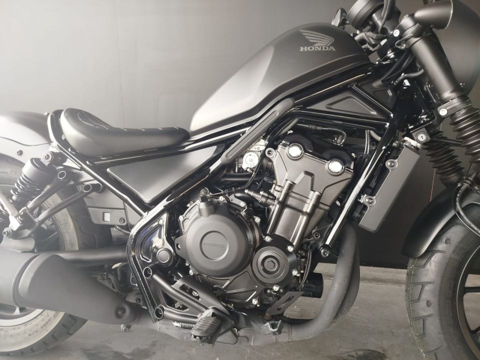 HONDA CMX 500 REBEL 4