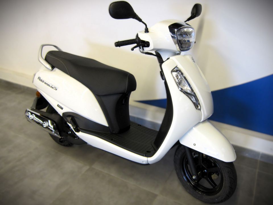 SUZUKI ADDRESS 125 4