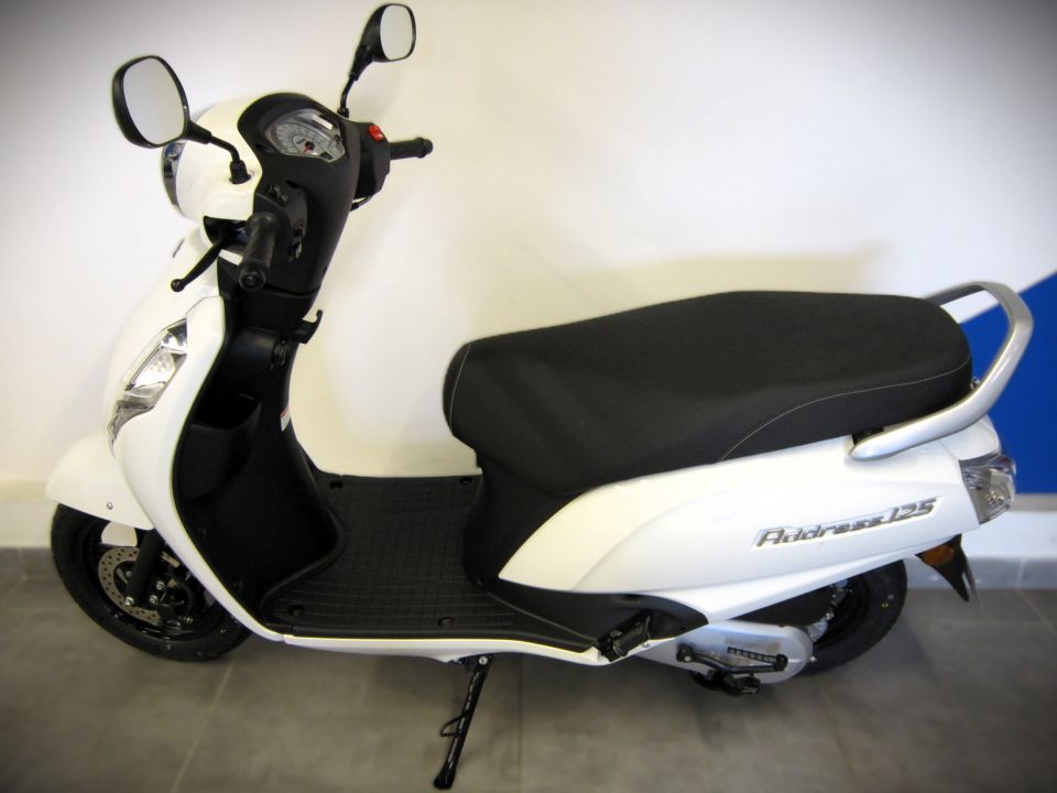 SUZUKI ADDRESS 125 4