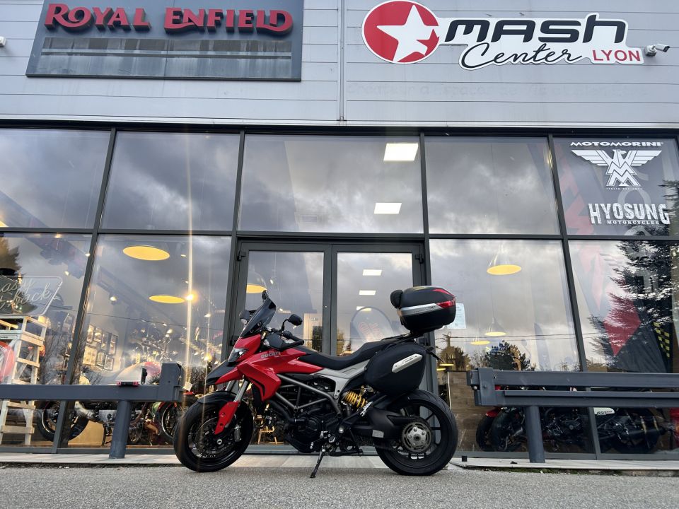 DUCATI HYPERSTRADA 4