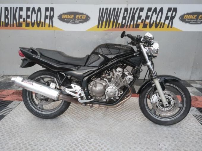 YAMAHA XJ6-N 4