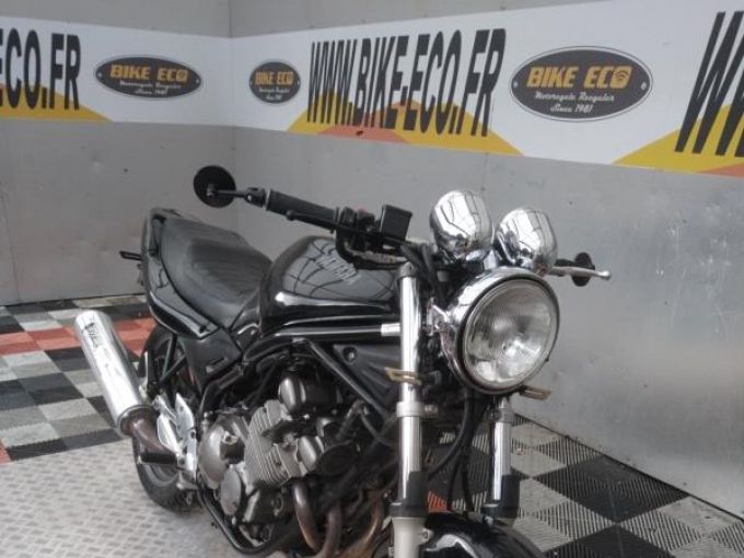 YAMAHA XJ6-N 4