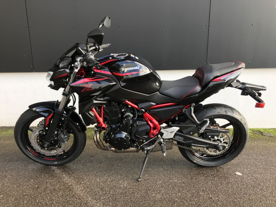 KAWASAKI Z 650 (47.5CV) 4
