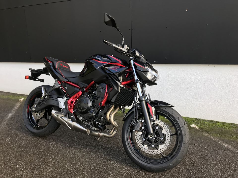 KAWASAKI Z 650 (47.5CV) 4