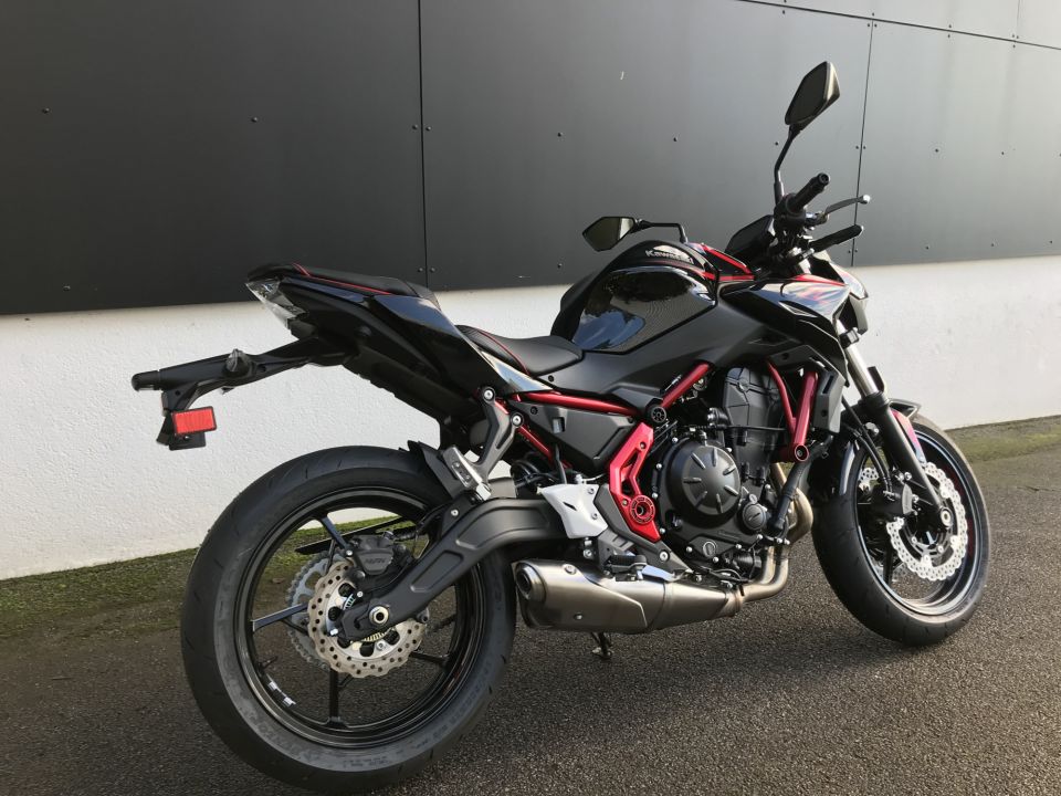 KAWASAKI Z 650 (47.5CV) 4