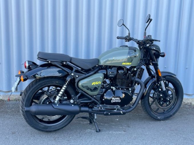 ROYAL ENFIELD SHOTGUN 650 4