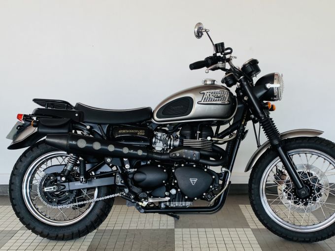 TRIUMPH SCRAMBLER 900 4