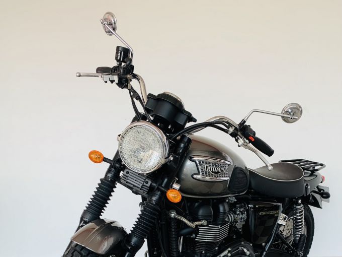 TRIUMPH SCRAMBLER 900 4