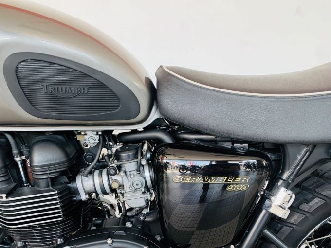 TRIUMPH SCRAMBLER 900 4