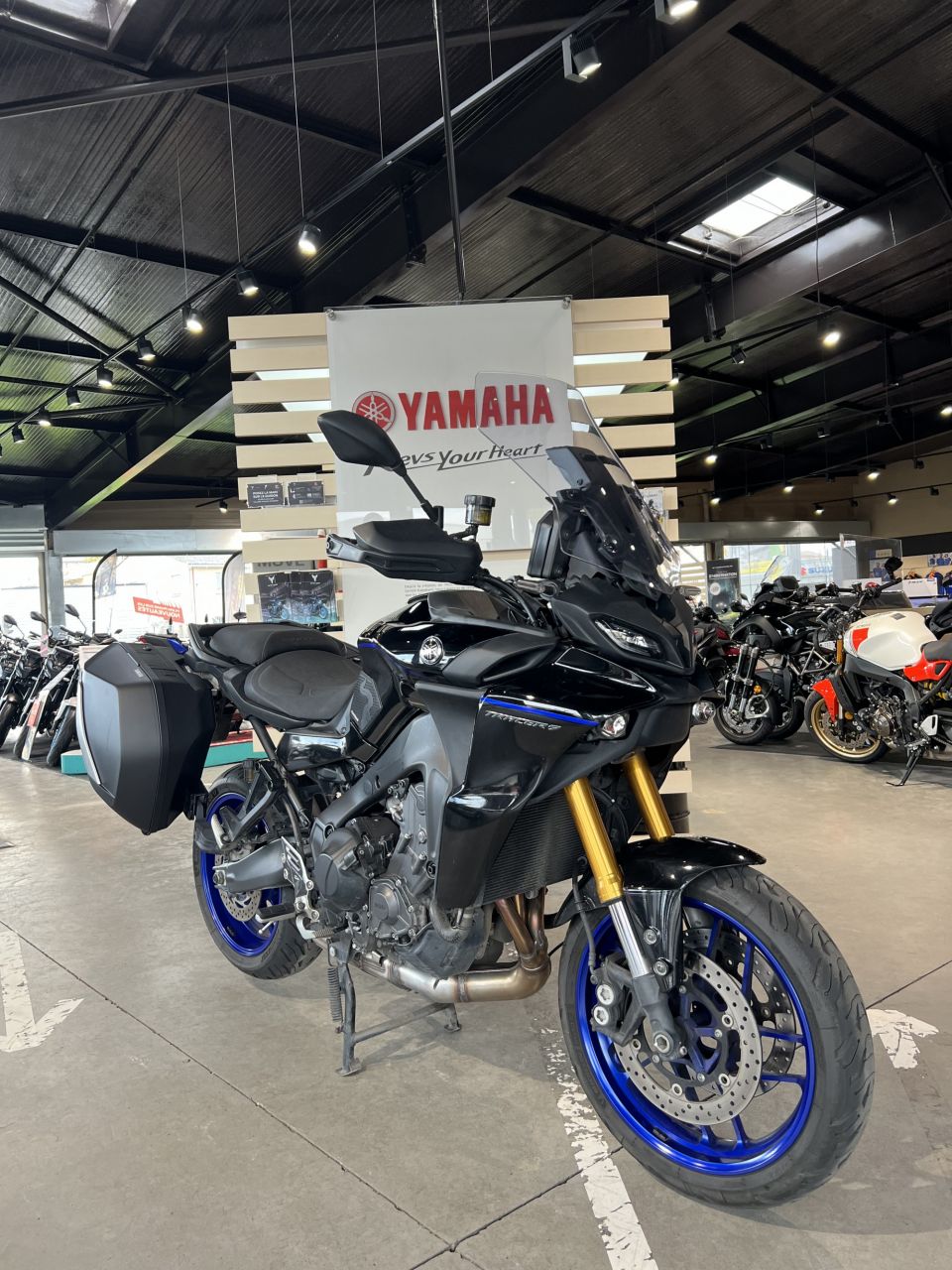 YAMAHA TRACER 9 GT + 4