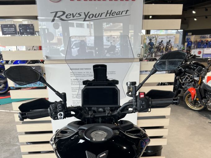 YAMAHA TRACER 9 GT + 4