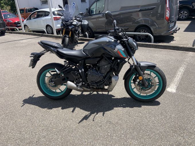 YAMAHA MT-07 (47.5CV) 4