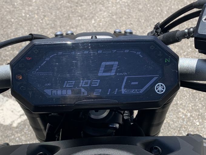 YAMAHA MT-07 (47.5CV) 4