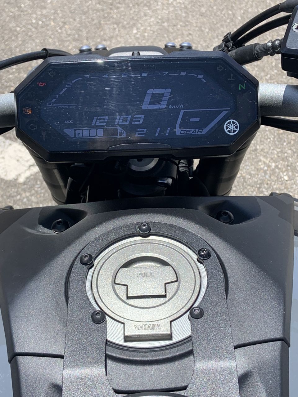 YAMAHA MT-07 (47.5CV) 4