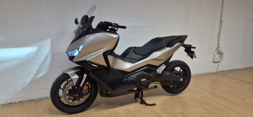 HONDA NSS FORZA 750 4