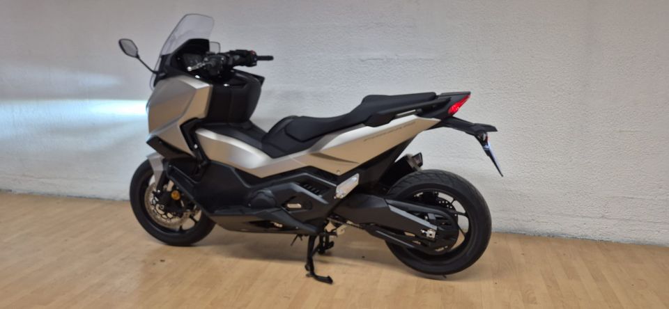 HONDA NSS FORZA 750 4