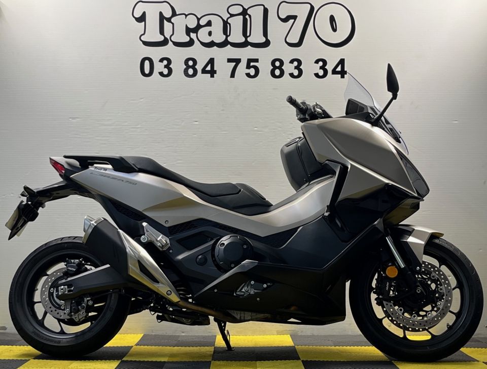 HONDA NSS FORZA 750 4